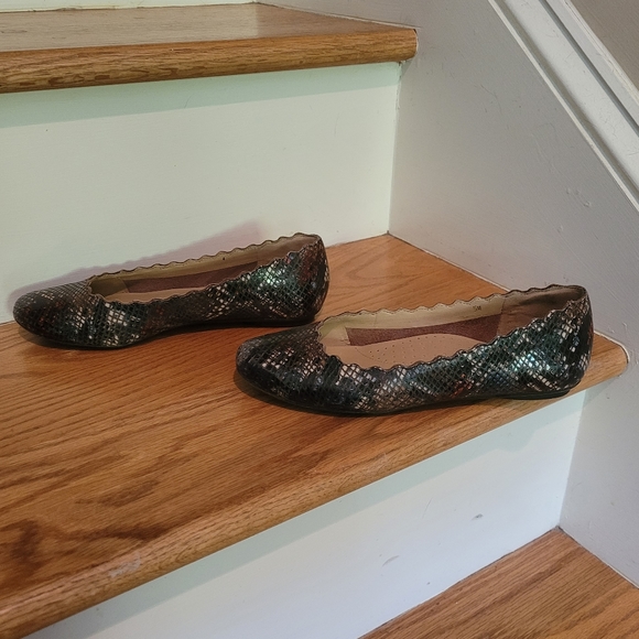 Van Eli Multicolored Leather Flats - Picture 2 of 6